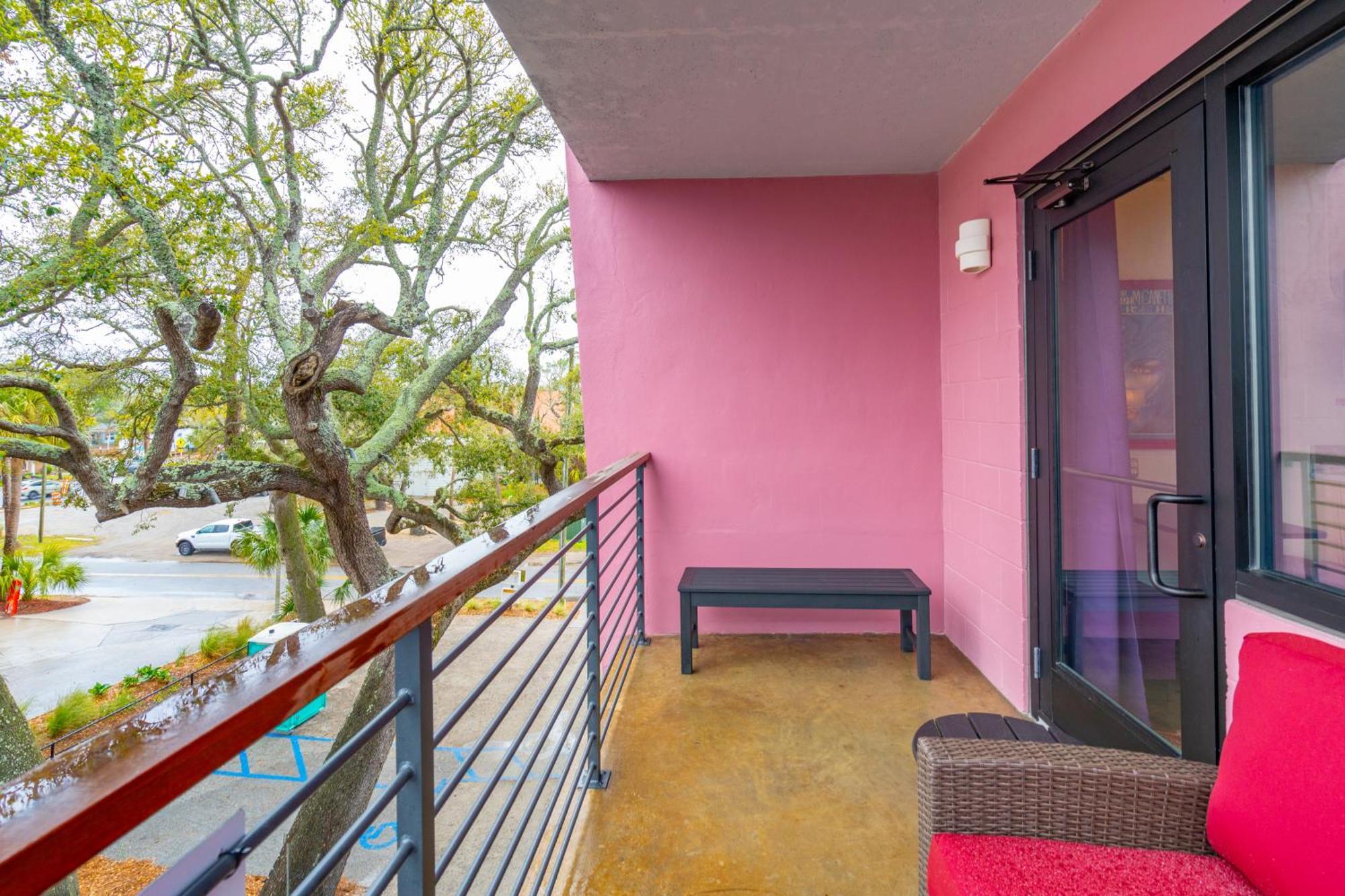 Boutique Vera Hotel In The Heart Of فولي بيتش المظهر الخارجي الصورة